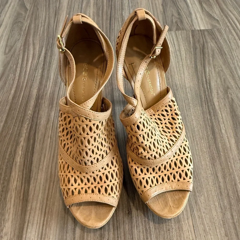 BCBGeneration Anja Beige Cut-Out Heels